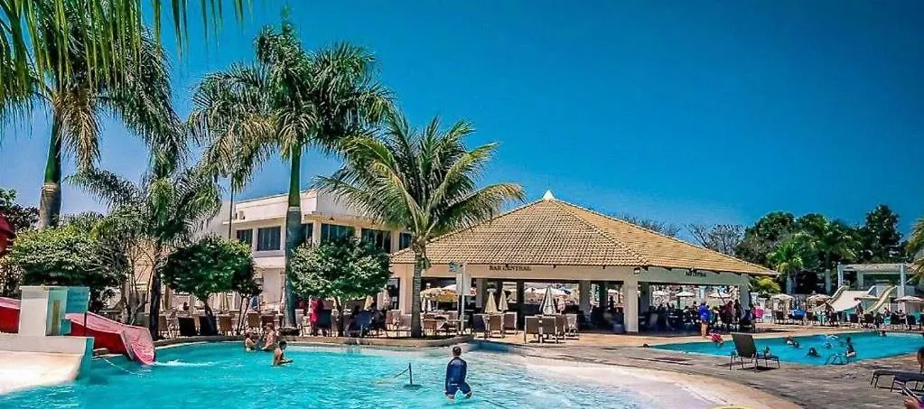 Lacqua Diroma - Melhor Parque Aquatico De Caldas Com Piscina De Ondas Caldas Novas Aparthotel